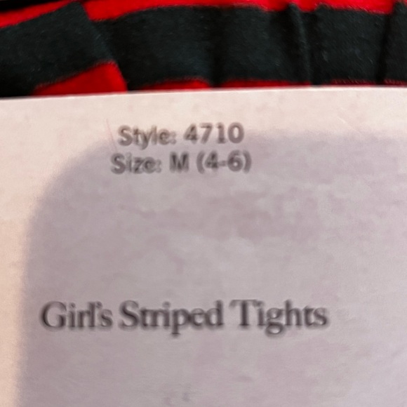 ⭐️NEW - 2 Girls M (4/6) Tights (1) footed red/black stripes & (1) black footless - Picture 3 of 5